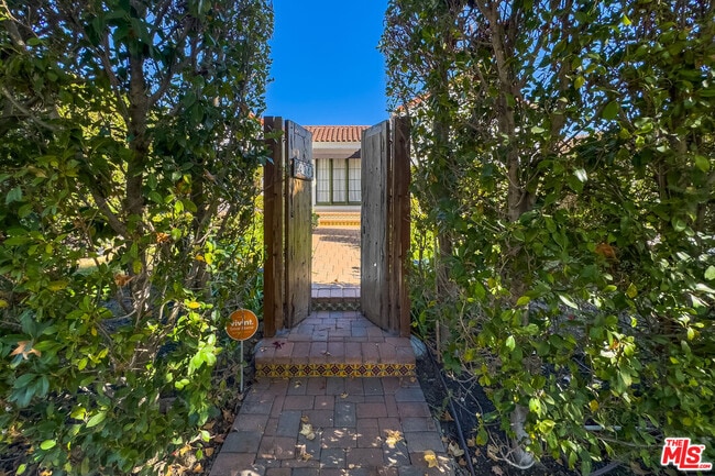 Photo - 434 Laurel Ave