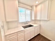 Photo - An apartment with character! Hardwood floo... Unit 4422