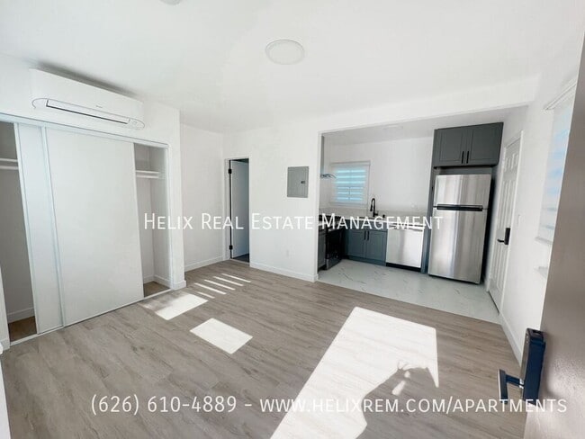 Photo - 1712 N Sierra Bonita Ave