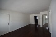 Photo - 11041 Moorpark St Unit 04