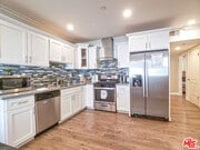 Photo - 965 N Wilton Pl