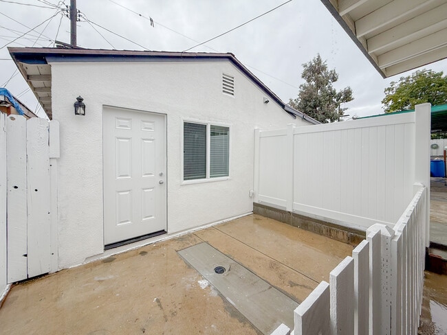 Photo - 8525 Wakefield Ave Unit 8525 Wakefield Ave