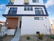 Photo - Massive 4 & 5 Bed Luxury Townhomes Unit #1858 1/2