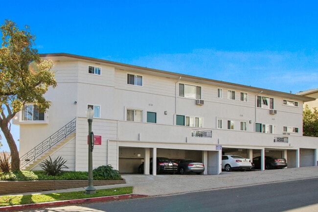 Photo - Levering Apartments