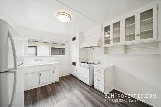 Photo - 5307 Vantage Ave Unit 6