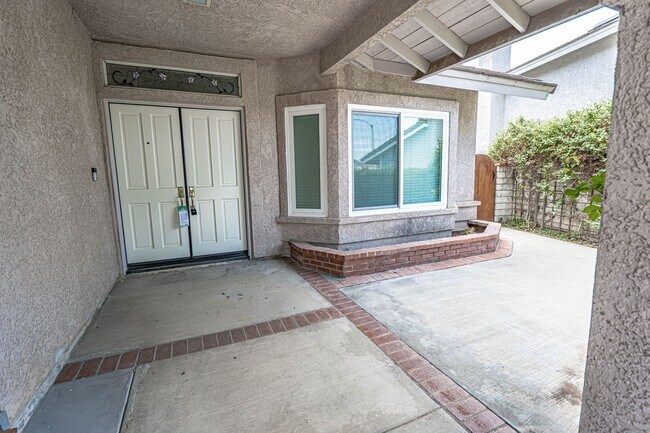 Photo - COMING SOON! 4 Bedroom Home for Rent in Santa Clarita!