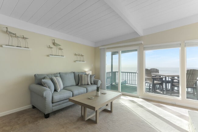 Photo - 1620 Seacoast Dr Unit D