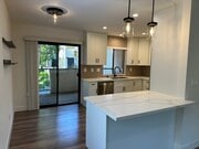 Photo - 400 S Flower St Townhome