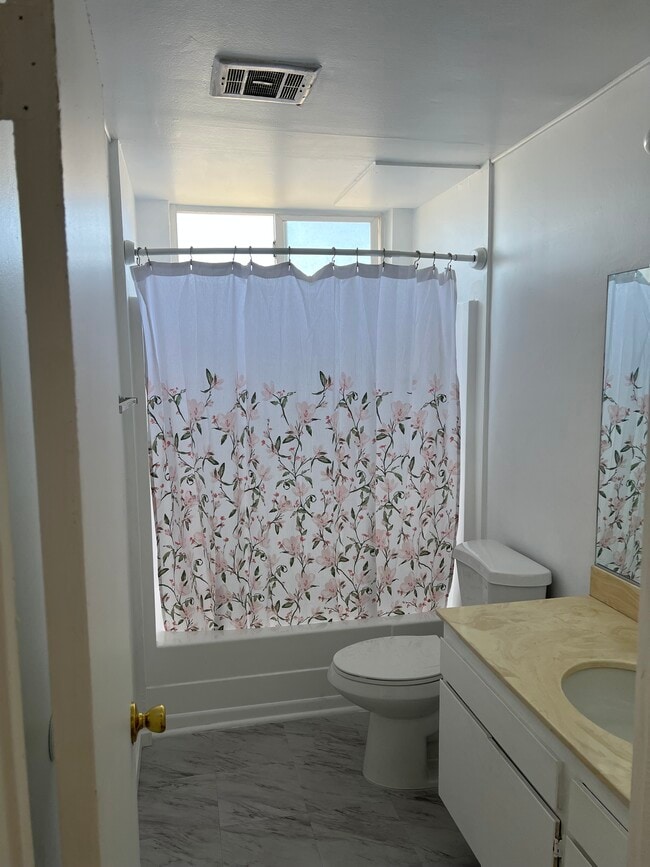Photo - 15 15th St Unit 16