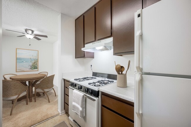 Photo - Oceanwood Apartments