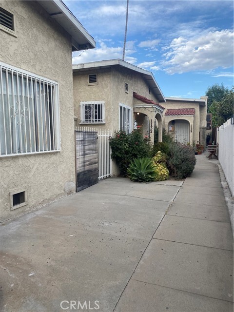 Photo - 1132 Mariposa Ave Townhome