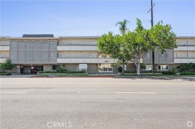 Building Photo - 4160 W 182nd St Unit 317 Rental