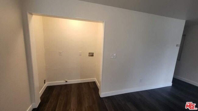 Photo - 10376 Wilmington Ave