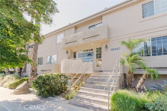 Building Photo - 18347 Saticoy St