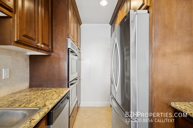 Photo - 133 N Swall Dr Unit 203