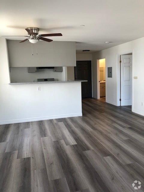 Building Photo - 2965 San Marino St Unit 201 Rental
