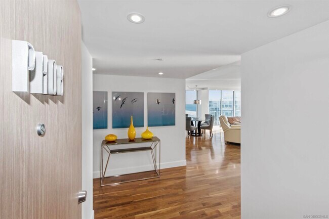 Photo - 1810 Avenida Del Mundo Unit 1608