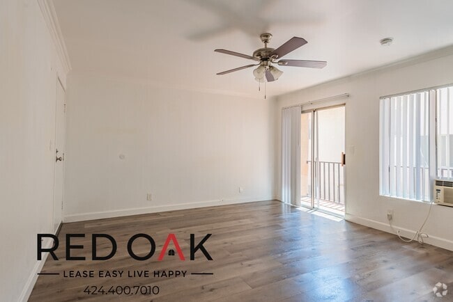 Building Photo - 4069 Oakwood Ave Rental