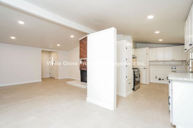 Photo - Spacious 4-Bed, 2-Bath Home with Large Backyard