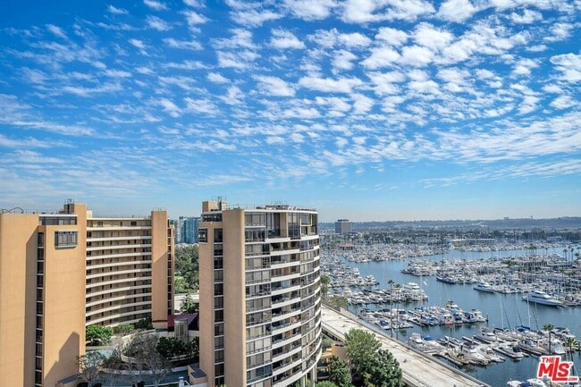 Photo - 4316 Marina City Dr Unit Stunning Luxury Condo
