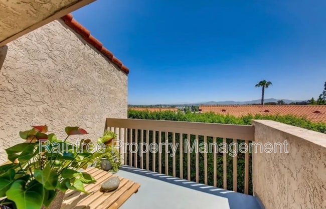 Building Photo - 671 Ascot Dr