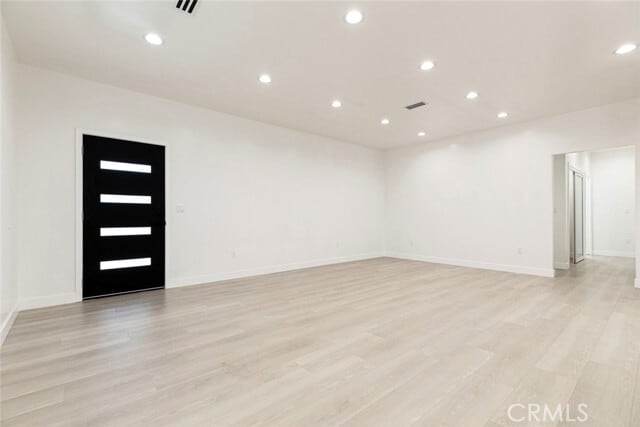 Photo - 11325 Collett Ave