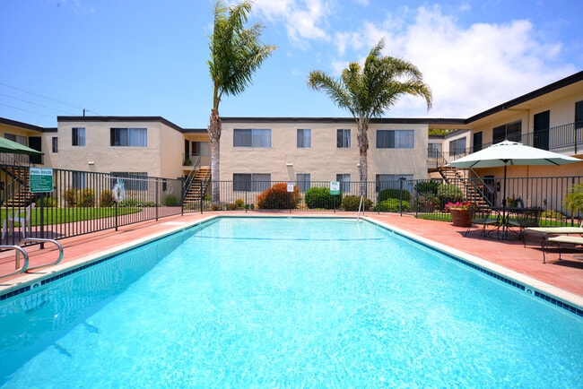Ocean View Townhomes pool area - Ocean View Townhomes