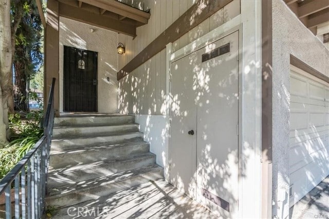 Photo - 10831 Roycroft St