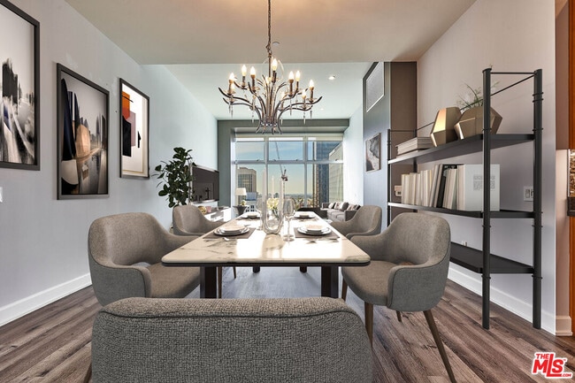 Photo - 3223 W 6th St Unit 807