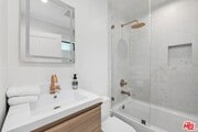 Photo - 2043-2047 Paramount Dr