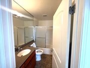 Photo - 1154 Bellevue Ave Apartments