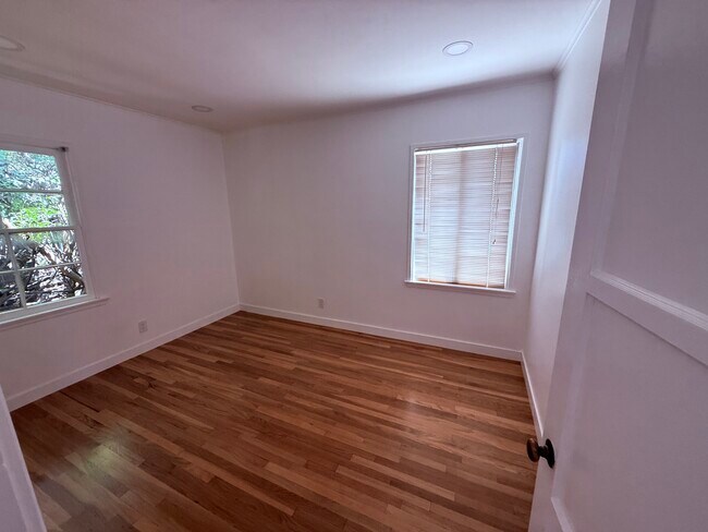 Photo - 12156 Miranda St