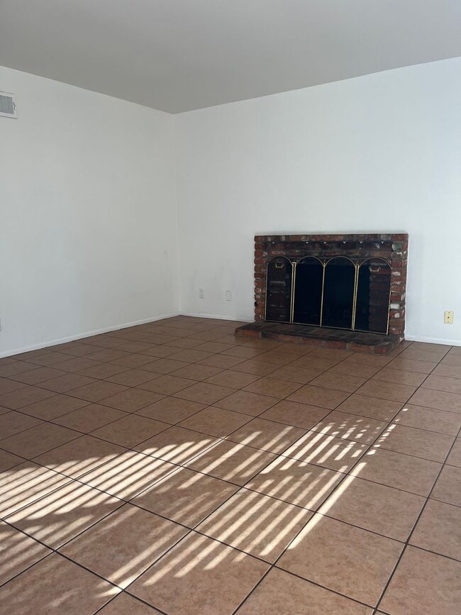 Photo - Single story 4 bedroom