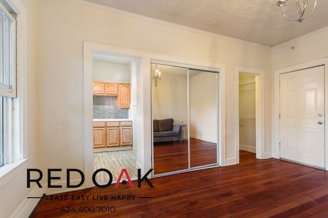Photo - 532 S Coronado St Apartment Unit 209