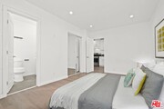 Photo - 1518 W 85th St Apartment