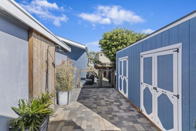 Photo - 142 E Glaucus St