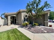 Photo - Charming 3 Bedroom Single Story Home in Me...