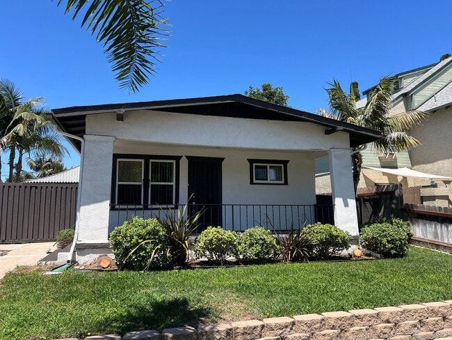 4568-4572 Bancroft St - 4568-4572 Bancroft St Apartment Unit 4572