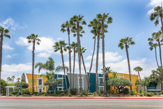 Photo - Aztec Pacific Apartments