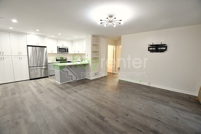 Mission Valley | Minutes to Interstates 15 & 8 | Close to Snapdragon Staduim - Mission Valley | Minutes to Interstates 15 & 8 | Close to Snapdragon Staduim Unit 215