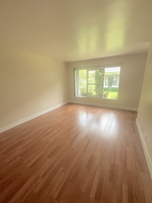 Photo - 170 S Chester Ave Unit 5