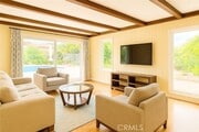 Photo - 1128 W Briarcroft Rd House