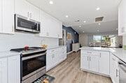Photo - 1806 Wight Way House