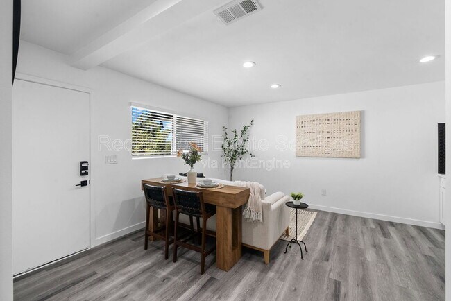 Photo - 5116 69th St Unit 5114