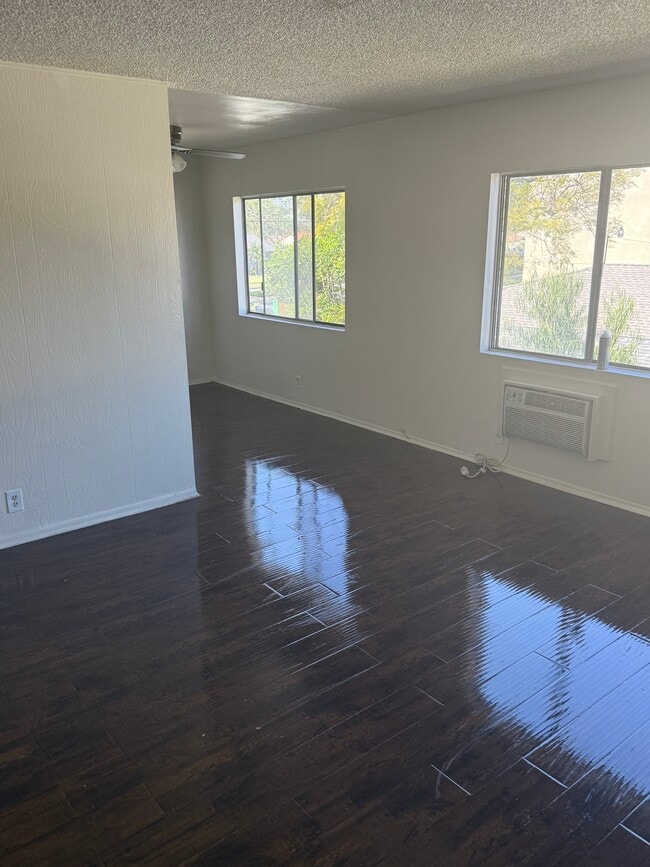 Photo - 15116 Studebaker Rd Unit 7