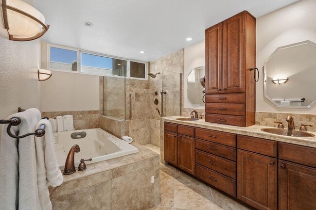 Photo - 48 Pebble Beach Dr