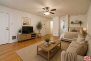 Photo - 8551 Holloway Dr Unit 1