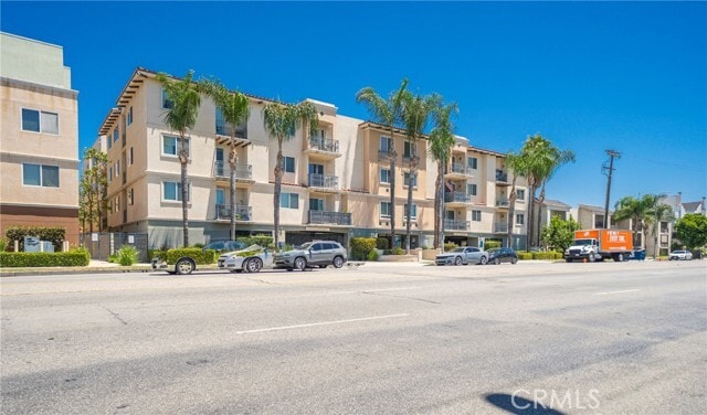 Photo - 13941 Sherman Way Condo Unit 205