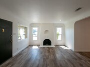 Photo - Elegant 3BD/2BA Oasis in the Heart of Glen... House