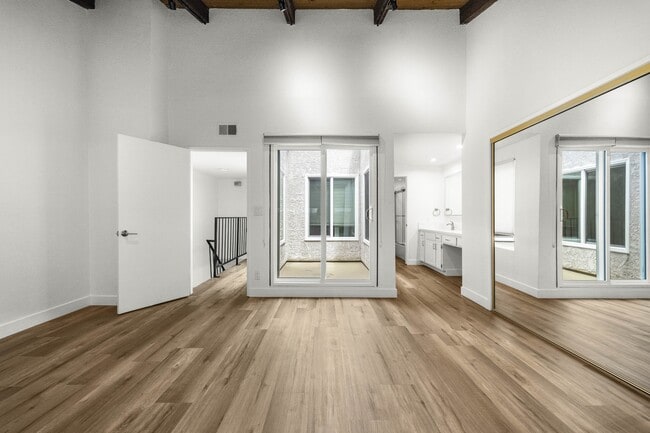 Building Photo - 26120 Narbonne Ave